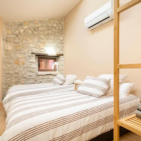 Calle Mayor 23 Apartment